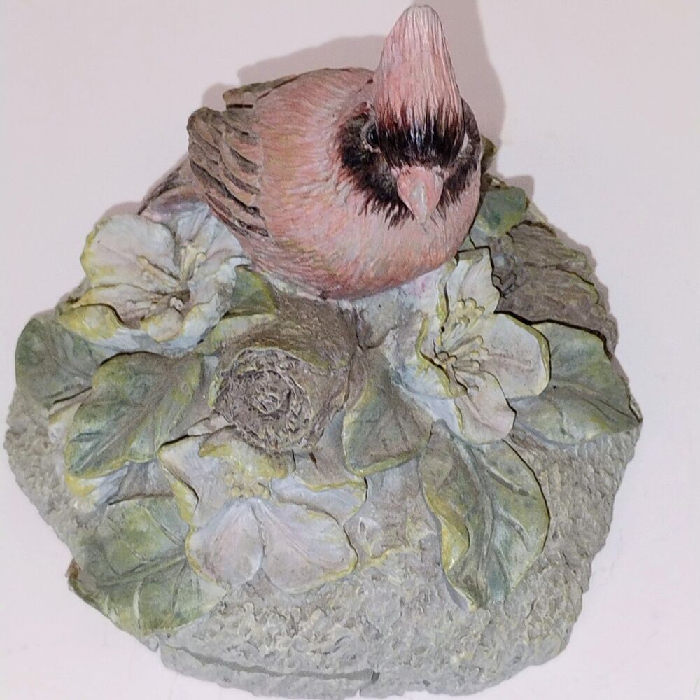 Cardinal Figurine – key holder – Nature Décor – Remembrance Cardinal